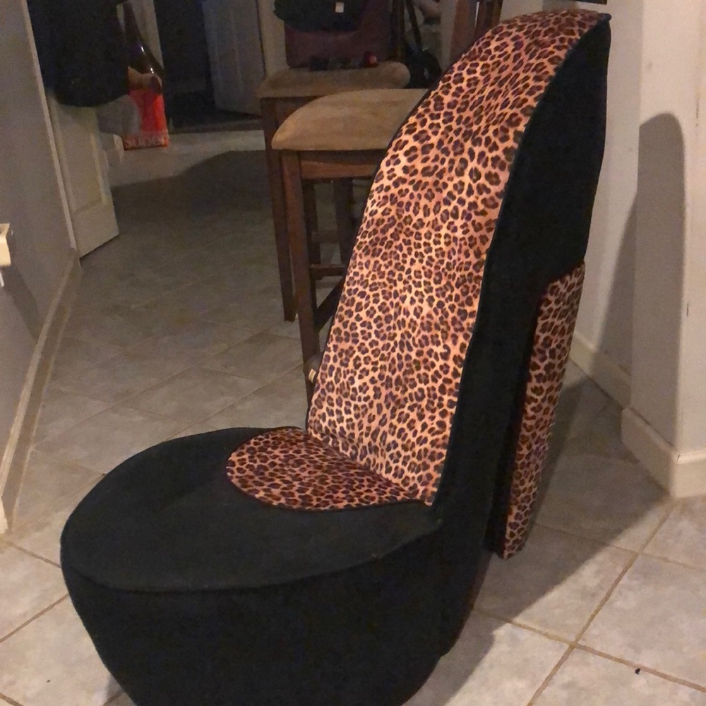 Stiletto heel chair